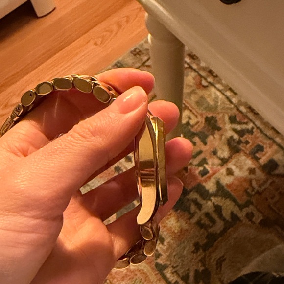 Michael Kors Gold Watch - Picture 9 of 9